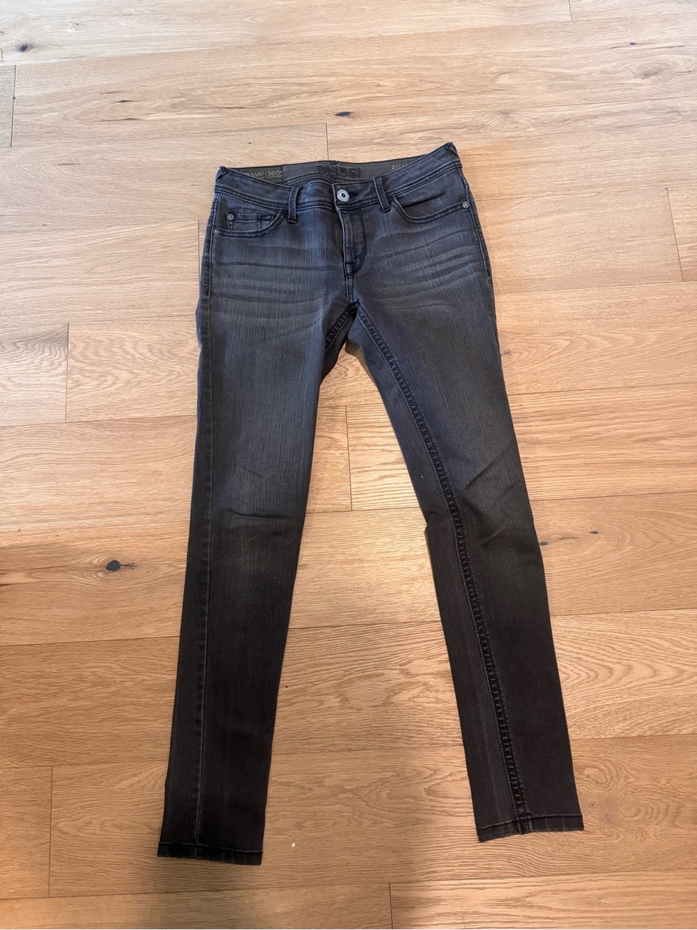 DL1961 Women's Washed Black Ankle Skinny Jeans “Amanda”